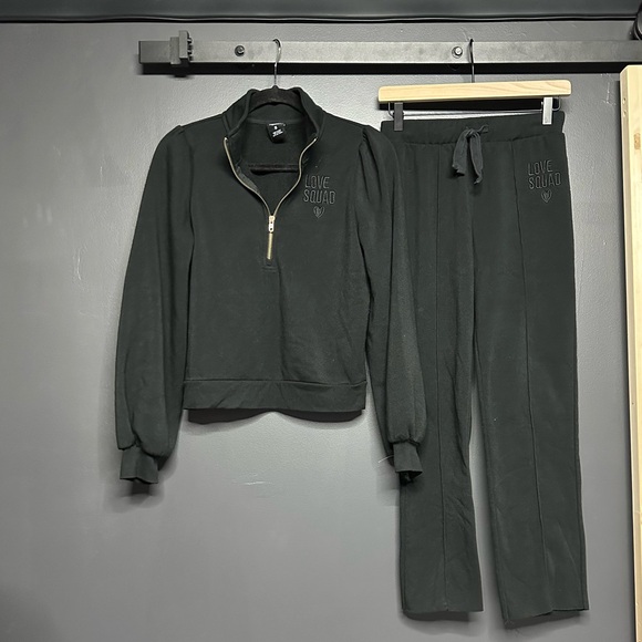 Evereve x Love Squad Sweat Set size small - Picture 5 of 7